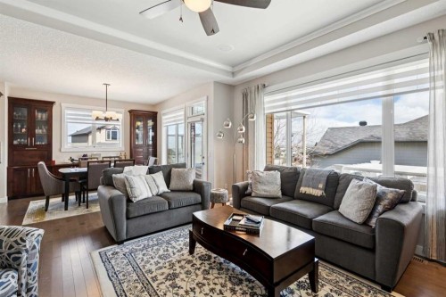 101 Sheep River Crest, Okotoks, AB - Indoor Photo Showing Living Room