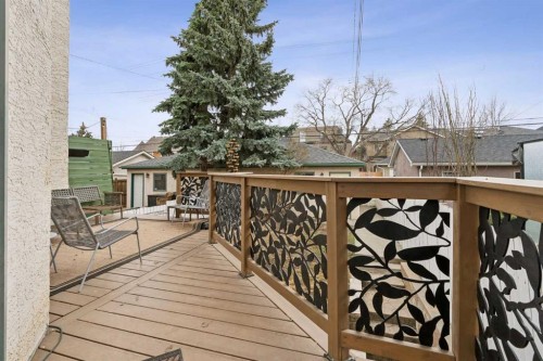 2211 Bowness Road Nw, Calgary, AB - Outdoor
