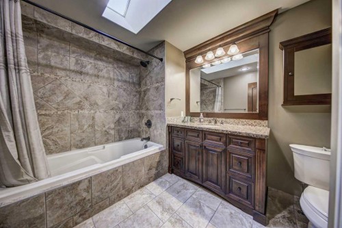 2626 Evercreek Bluffs Way Sw, Calgary, AB - Indoor Photo Showing Bathroom
