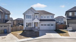 333 Viewpointe Terrace Chestermere, AB T1X 0T3