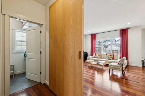 27 Elgin Terrace Se, Calgary, AB - Indoor Photo Showing Kitchen With Double Sink With Upgraded Kitchen