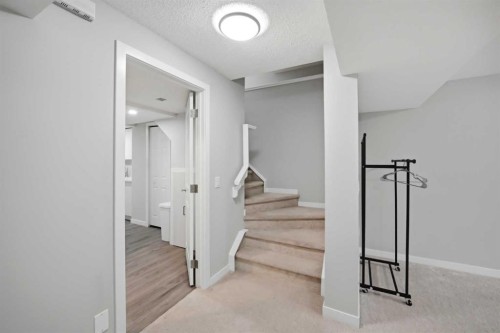 186 Carringvue Park Nw, Calgary, AB - Indoor Photo Showing Other Room