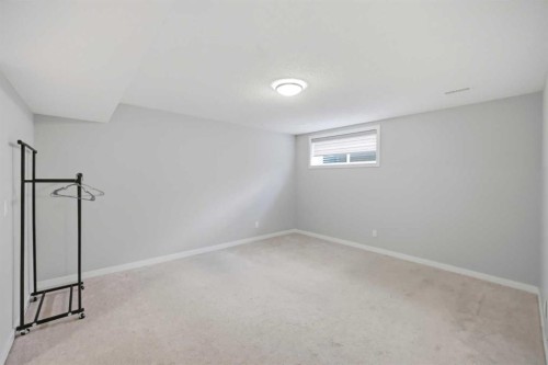 186 Carringvue Park Nw, Calgary, AB - Indoor Photo Showing Other Room