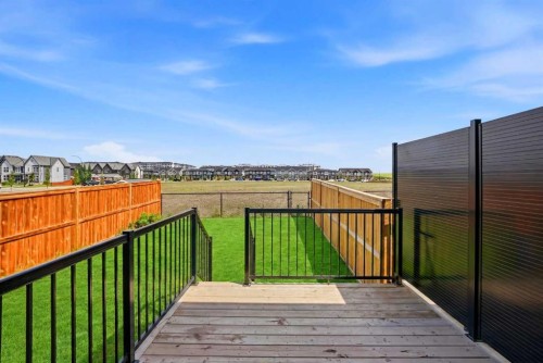 186 Carringvue Park Nw, Calgary, AB - Outdoor