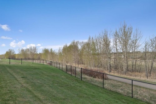 103-211 Quarry Way Se, Calgary, AB - Outdoor