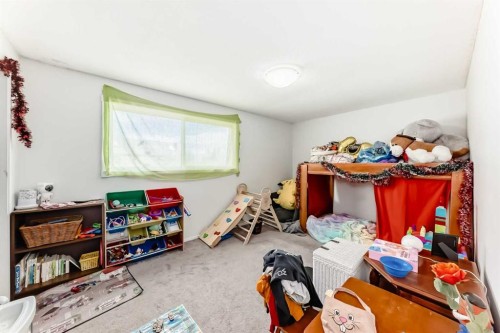3042 Doverville Crescent Se, Calgary, AB - Indoor
