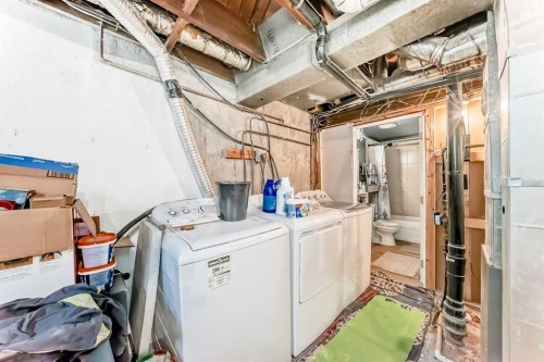 3042 Doverville Crescent Se, Calgary, AB - Indoor Photo Showing Laundry Room