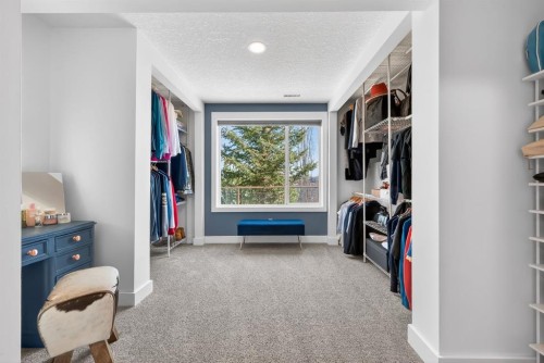 44 Bow Ridge Drive, Cochrane, AB - Indoor