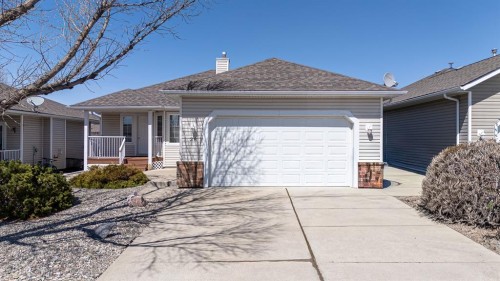 26 Skyline Crescent, Claresholm, AB - Outdoor