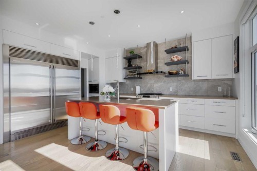 75 Muirfield Close, Lyalta, AB - Indoor Photo Showing Kitchen With Upgraded Kitchen