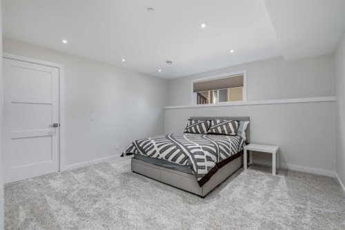 75 Muirfield Close, Lyalta, AB - Indoor Photo Showing Bedroom