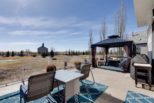 75 Muirfield Close, Lyalta, AB - Outdoor