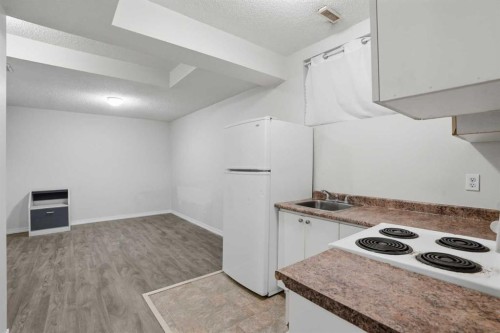 8 Taralake Way Ne, Calgary, AB - Indoor Photo Showing Kitchen