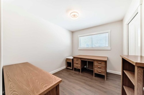 7427 25 Street Se, Calgary, AB - Indoor