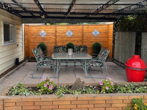 7427 25 Street Se, Calgary, AB - Outdoor With Deck Patio Veranda