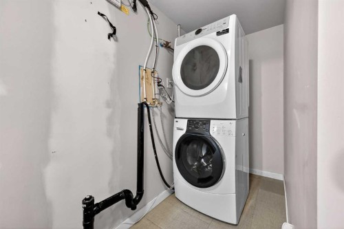 81 Westminster Drive Sw, Calgary, AB - Indoor Photo Showing Laundry Room