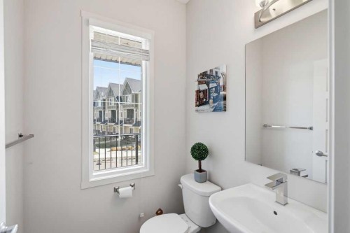 95 Nolanlake Cove Nw, Calgary, AB - Indoor Photo Showing Bathroom