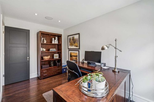 1928 10A Street Sw, Calgary, AB - Indoor