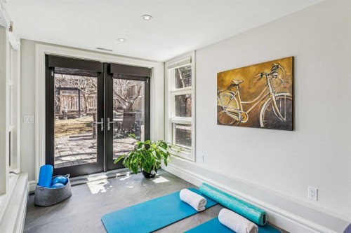 1928 10A Street Sw, Calgary, AB - Indoor