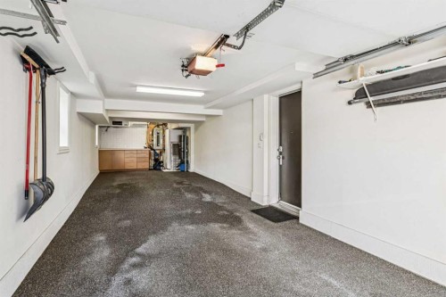 1928 10A Street Sw, Calgary, AB - Indoor Photo Showing Garage