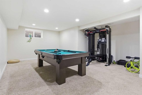 18 Royal Crest Way Nw, Calgary, AB - Indoor Photo Showing Other Room