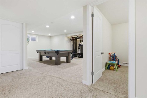 18 Royal Crest Way Nw, Calgary, AB - Indoor
