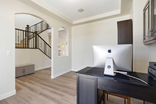 18 Royal Crest Way Nw, Calgary, AB - Indoor Photo Showing Other Room