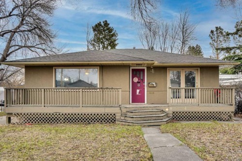 1468 Renfrew Drive Ne, Calgary, AB - Outdoor With Deck Patio Veranda
