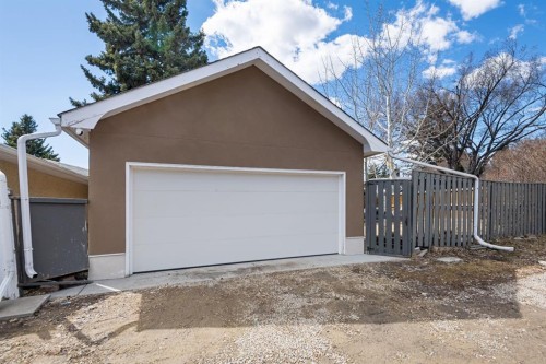 3144 Breen Crescent Nw, Calgary, AB - Outdoor With Exterior