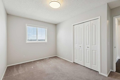 15 Springbank View Sw, Calgary, AB - Indoor