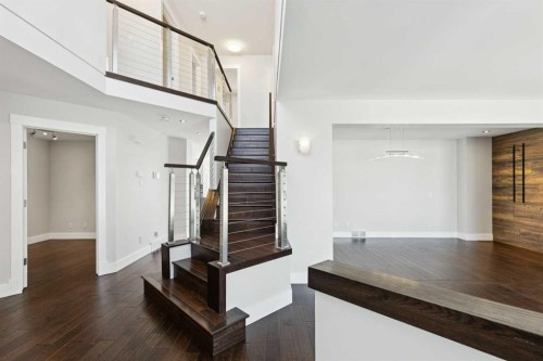 15 Springbank View Sw, Calgary, AB - Indoor Photo Showing Other Room
