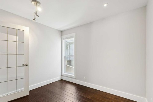 15 Springbank View Sw, Calgary, AB - Indoor Photo Showing Other Room