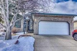 43 Valley Ridge Green NW Calgary, AB T3B 5L4