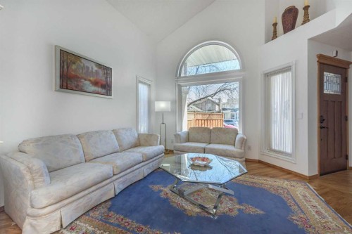 179 Scanlon Green Nw, Calgary, AB - Indoor Photo Showing Living Room