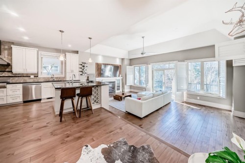55 Aspen Meadows Green Sw, Calgary, AB - Indoor