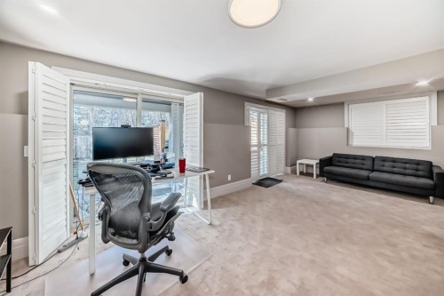 55 Aspen Meadows Green Sw, Calgary, AB - Indoor Photo Showing Office