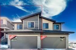104 Heritage Manor Cochrane, AB T4C 3K8