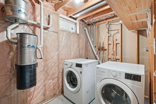138 Midcrest Crescent Se, Calgary, AB - Indoor Photo Showing Laundry Room