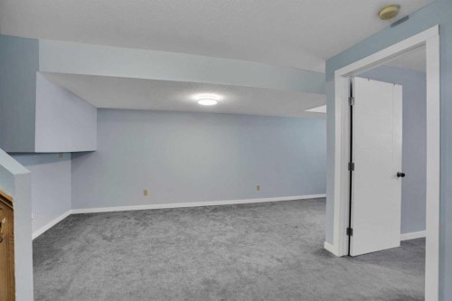 193 Martindale Drive Ne, Calgary, AB - Indoor Photo Showing Other Room