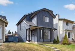 35 Martinview Crescent NE Calgary, AB T3J 2S2