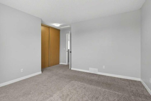 35 Martinview Crescent Ne, Calgary, AB - Indoor Photo Showing Other Room