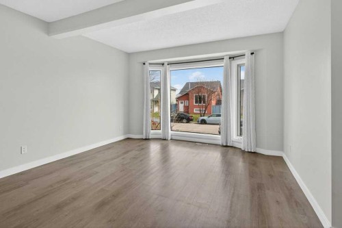 35 Martinview Crescent Ne, Calgary, AB - Indoor
