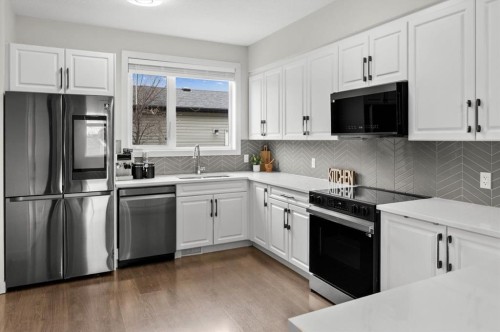 330 Redstone Boulevard Ne, Calgary, AB - Indoor Photo Showing Kitchen With Upgraded Kitchen