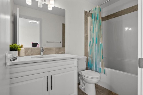 330 Redstone Boulevard Ne, Calgary, AB - Indoor Photo Showing Bathroom