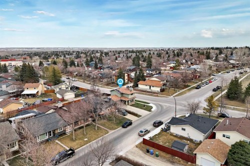 87 Berwick Crescent Nw, Calgary, AB - Outdoor With View
