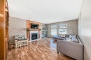 87 Berwick Crescent Nw, Calgary, AB  - Indoor Photo Showing Living Room With Fireplace 