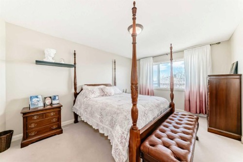 198 Everstone Drive Sw, Calgary, AB - Indoor Photo Showing Bedroom