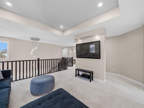 91 Silverado Ridge Crescent Sw, Calgary, AB - Indoor