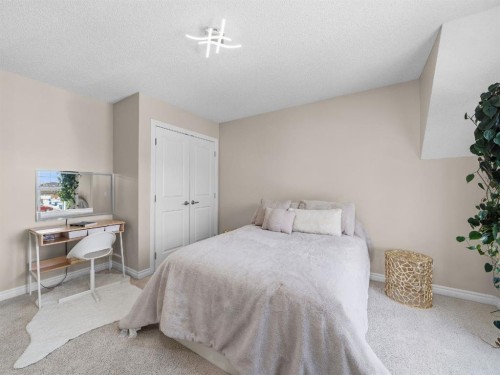 91 Silverado Ridge Crescent Sw, Calgary, AB - Indoor Photo Showing Bedroom