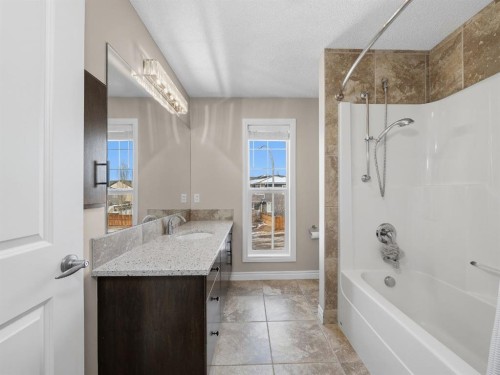 91 Silverado Ridge Crescent Sw, Calgary, AB - Indoor Photo Showing Bathroom
